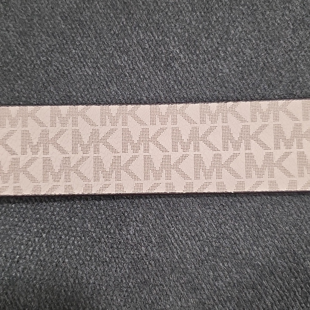 MICHAEL Michael Kors Reversible Belt with Gold Buckle. NWT! Size L - Picture 4 of 5
